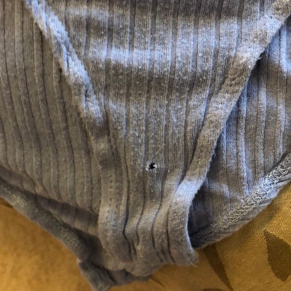 Bodysuits - Picture 2 of 3